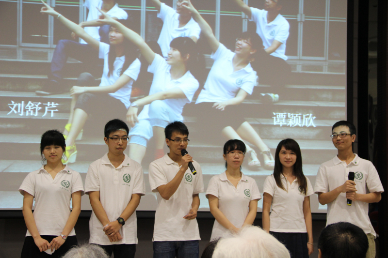化学与化学工程学院第一届校友理事会第四次理事大会暨捐赠墙揭幕仪式顺利召开