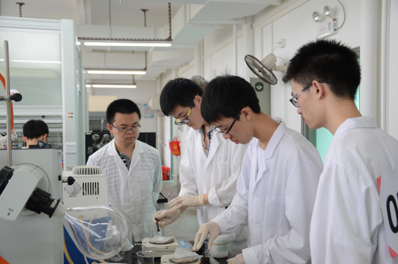 2014年365英国上市公司官网大学生化学实验竞赛闭幕式暨颁奖仪式圆满举行 