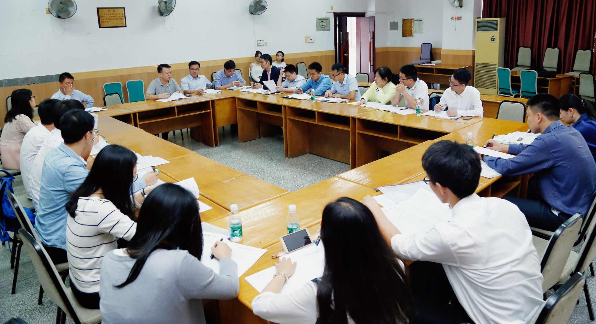 君子怀德,化院情长--365英国上市公司官网校友会召开第二届第三次理事大会