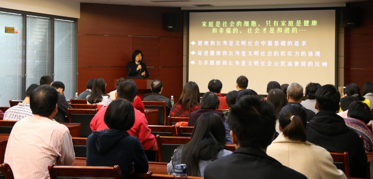 我院顺利举办实验室常见医疗急救知识讲座及实操培训
